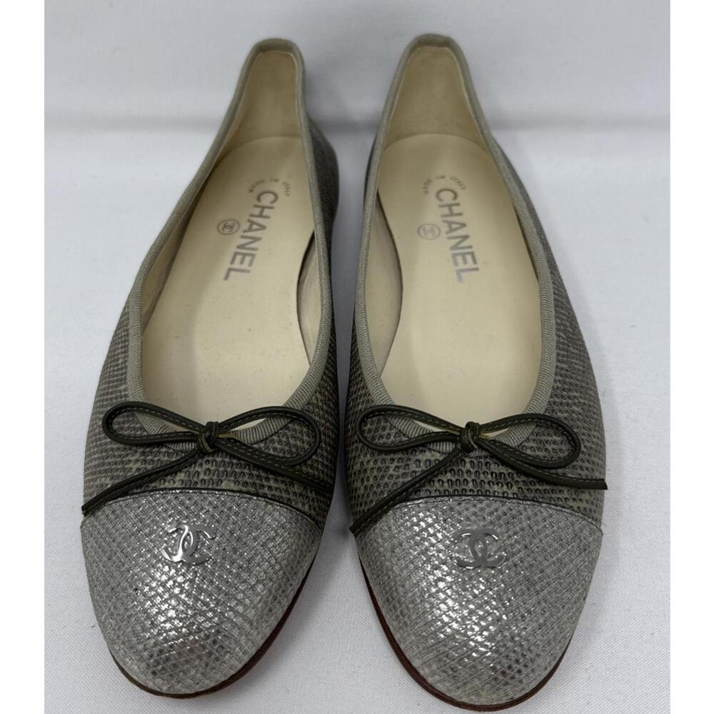 Authentic Chanel Snake Skin  CC Logo Ballerina Flats Size 38.5 - Picture 2 of 16